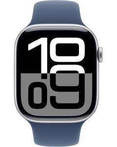 ساعة Apple Watch Series 10 مقاس 42 مم وشاشة Retina LTPO3 تعمل دائمًا بنظام تحديد المواقع العالمي (GPS) وهيكل من الألومنيوم باللون الفضي مع حزام رياضي من قماش الدنيم